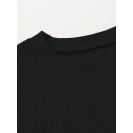 Plus Size Heart Print Sweatshirt, Casual Crew Neck Long Sleeve Pullover Sweatshirt For Fall & Spring, Women's Plus Size Clothing