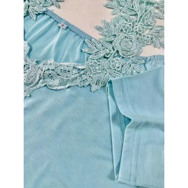 Plus Size Casual T-shirt, Women's Plus Solid Contrast Lace Panel Cold Shoulder T-shirt