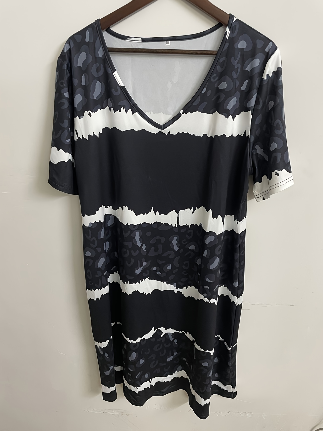 plus size irregular stripe print dress casual v neck short sleeve dress womens plus size clothing details 8